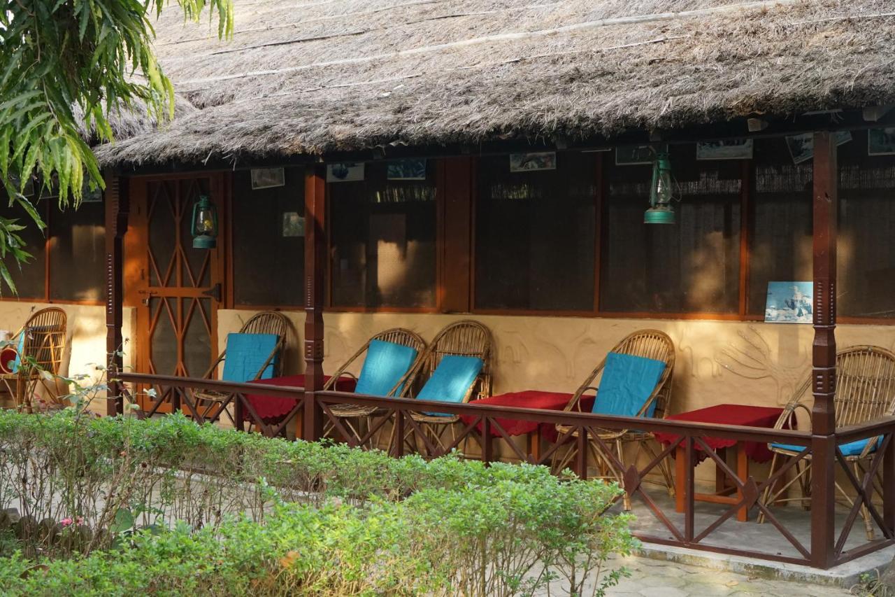 Forest Hideaway Resort Pvt Ltd Bardiya Ngoại thất bức ảnh